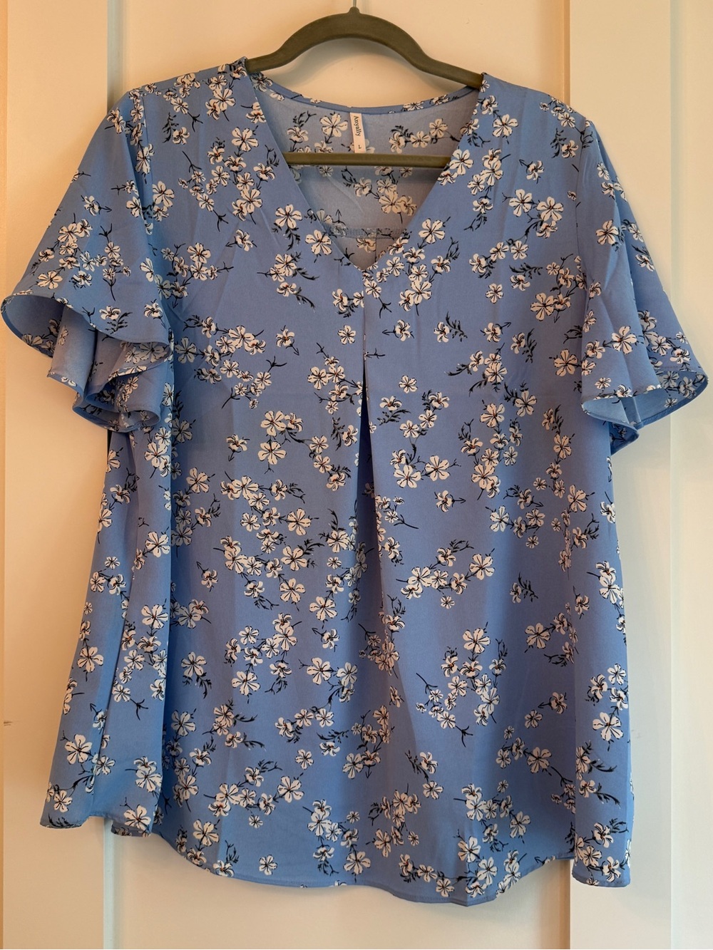 Blue Floral V-Neck Flutter Sleeve Blouse